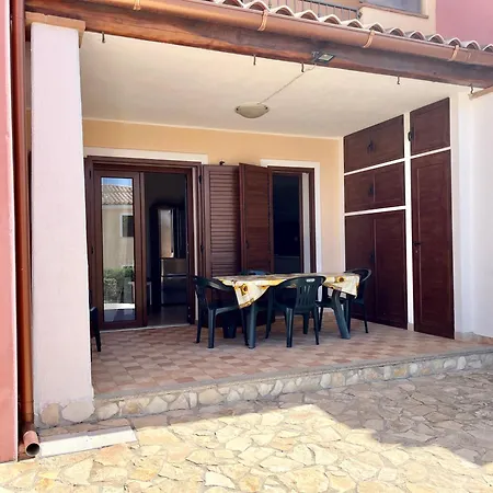 Casa Alessandro By La Via Del Mare Viaggi E Vacanze * 维拉西米乌斯