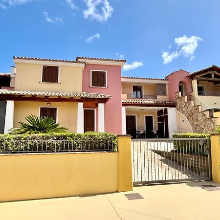 Casa Alessandro By La Via Del Mare Viaggi E Vacanze 度假居 维拉西米乌斯