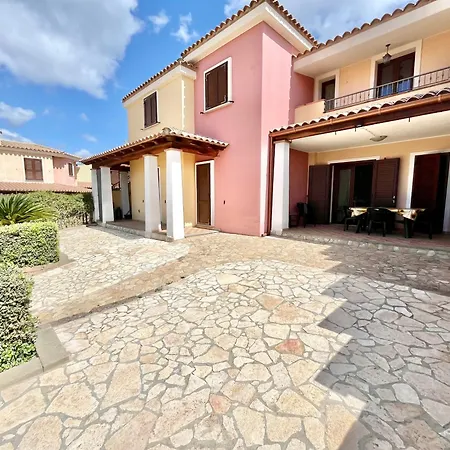 Casa Alessandro By La Via Del Mare Viaggi E Vacanze 维拉西米乌斯