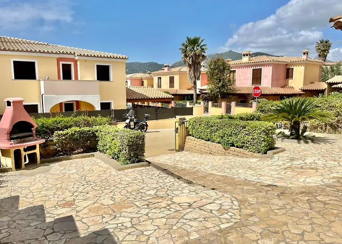 Casa Alessandro By La Via Del Mare Viaggi E Vacanze 维拉西米乌斯